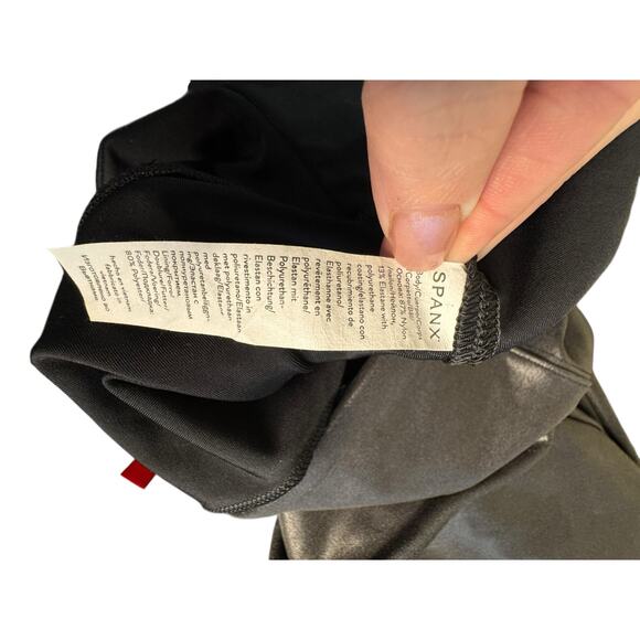 Spanx NWT Faux Leather Leggings in Black Size XL - Picture 6 of 8